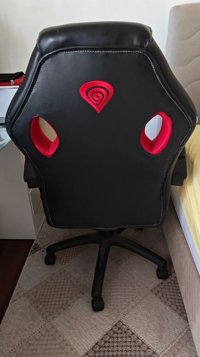 Scaun de gaming Genesis Nitro piele