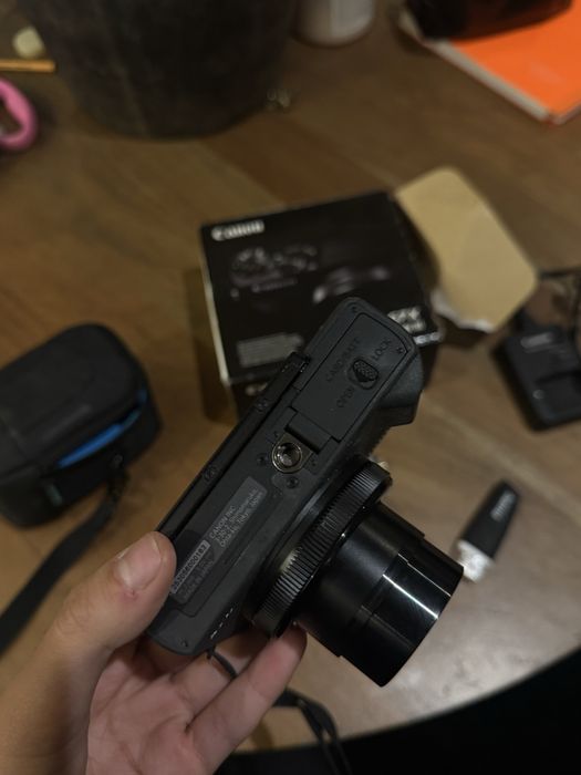 Camera Canon G7X Mark 3