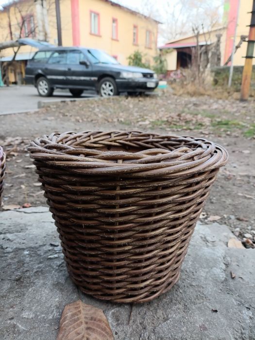 Горшки из ротанга