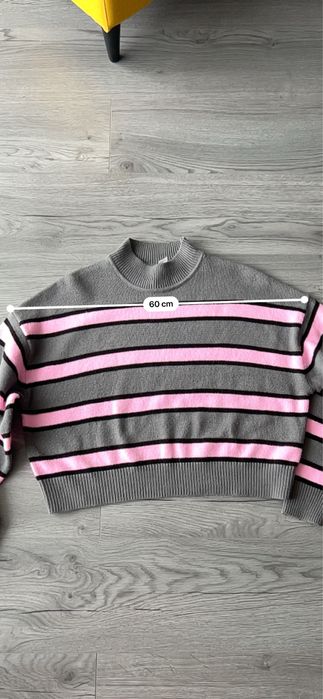 Pulover H&M cropped M gri + roz stare foarte bună