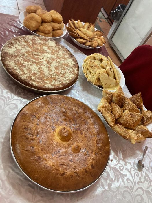 Горячие блюда и выпечка на заказ
