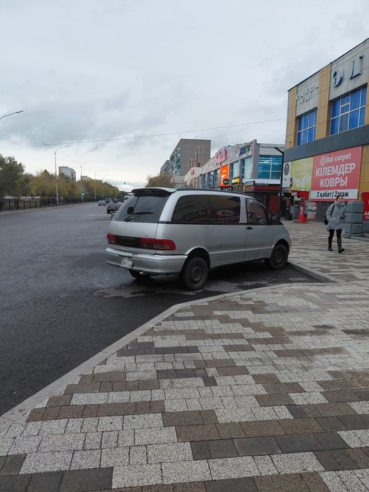 Toyota estima дизель