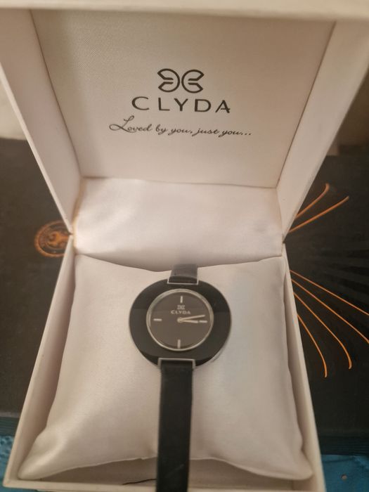 Ceas CLYDA in cutie + CADOU 2 ceasuri