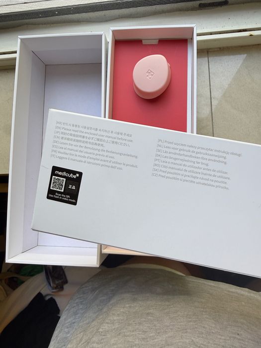 Medicube Booster Pro Уред за подмладяване на лице