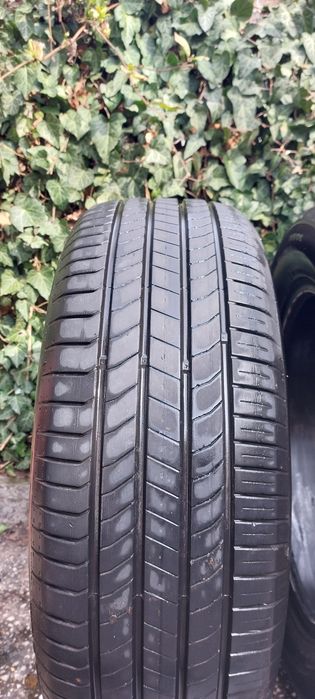 Anvelope vara 215 60 r17