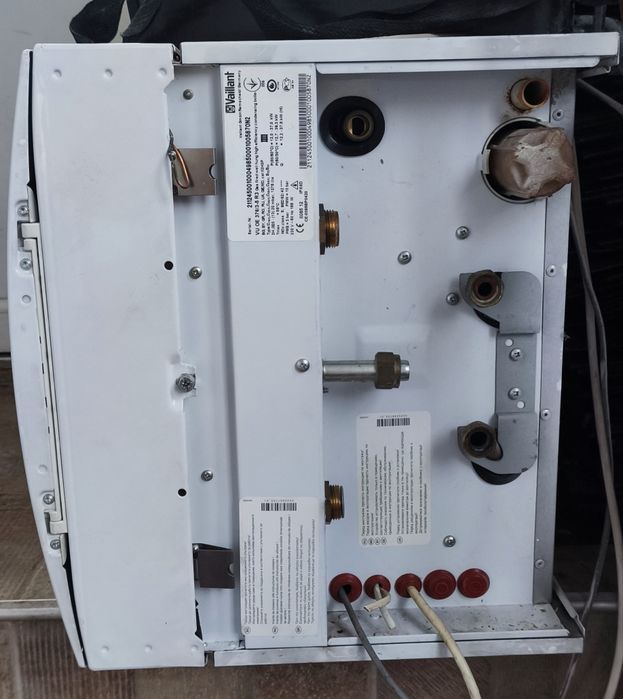 Vând centrala Vaillant