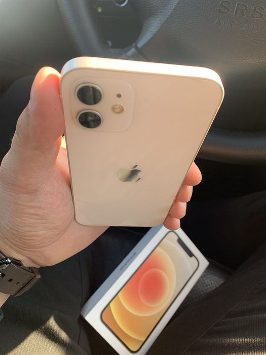 Продам Айфон 12 iphone 12