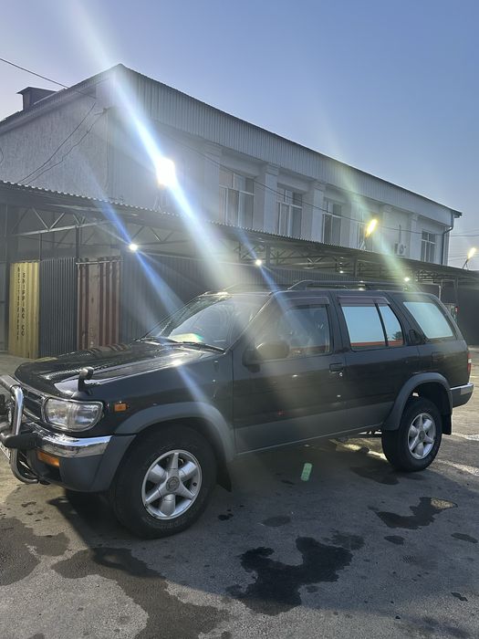 Nissan terrano 1997 года