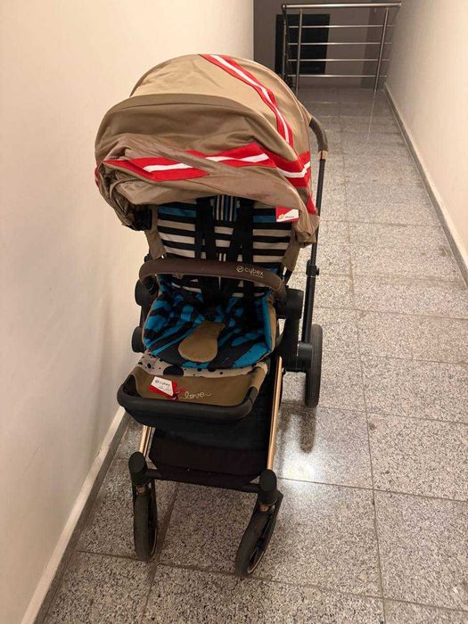 Автоматично Шаси Cybex e-Priam 4 Platinum и тапицерия Karolina Kurkova