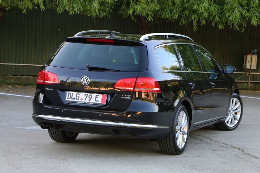Passat/distronic/Lane asist/bixenon/panoramic/memorii/zoll/dsg