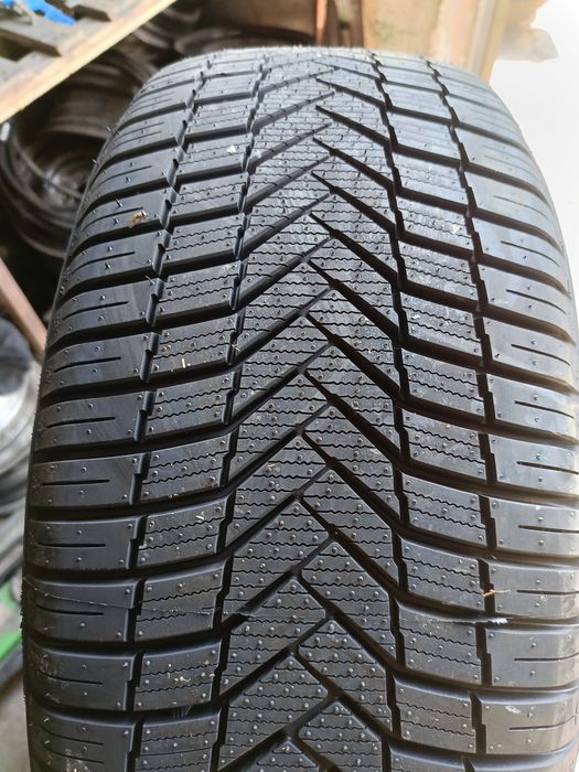 НОВИ ВСЕСЕЗОННИ -17цола-235/55-1бр.-69€-MILESTONE"-с монтаж и баланс