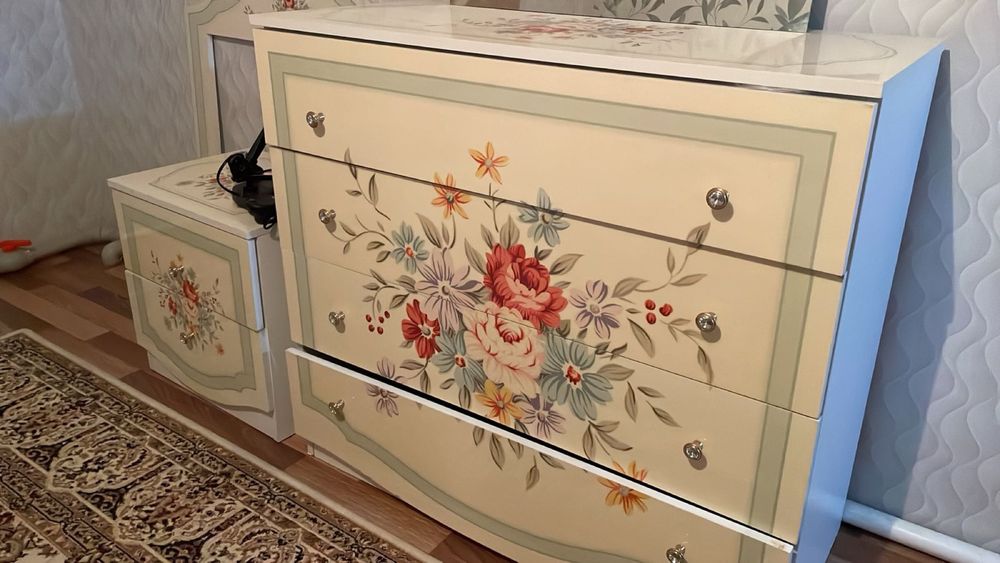 Мебели за 100.000