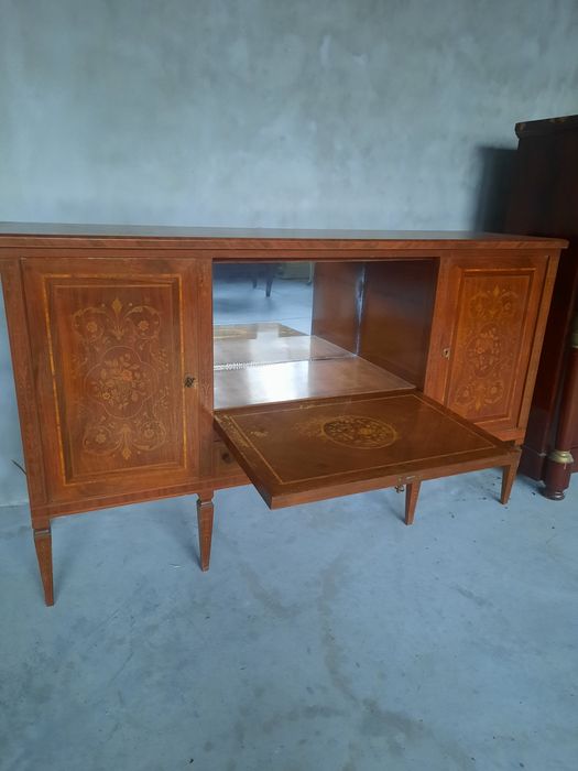 Servantă  bar cu intarsii