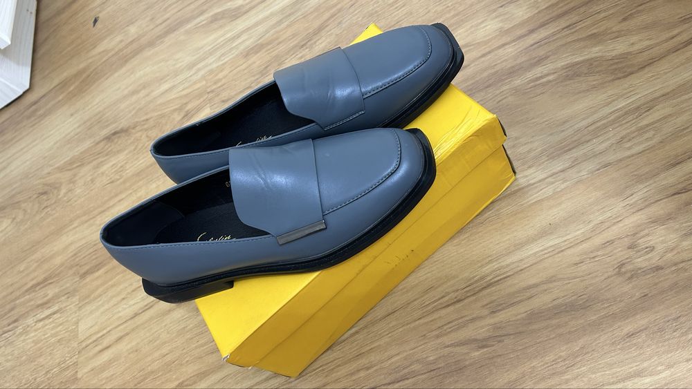 Продается новые ЛОФЕРЫ