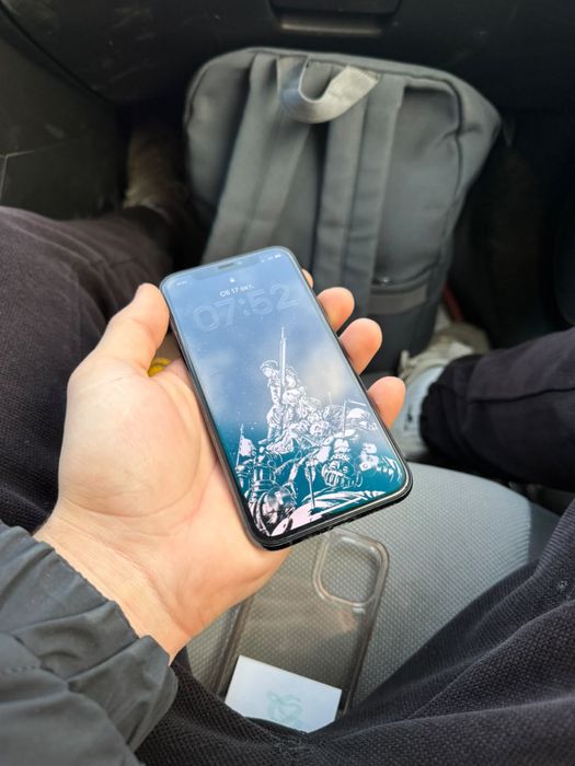 Айфон 11 про.