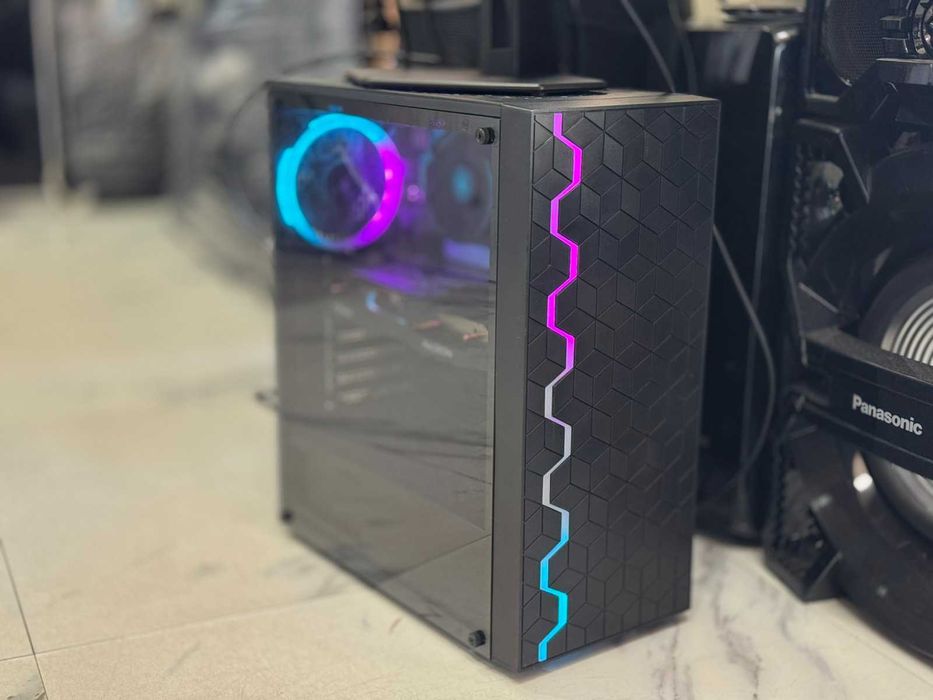 Gaming PC - AMD RADEON RX 6600, 16GB RAM, 1TB SSD, AMD Ryzen 5 5500