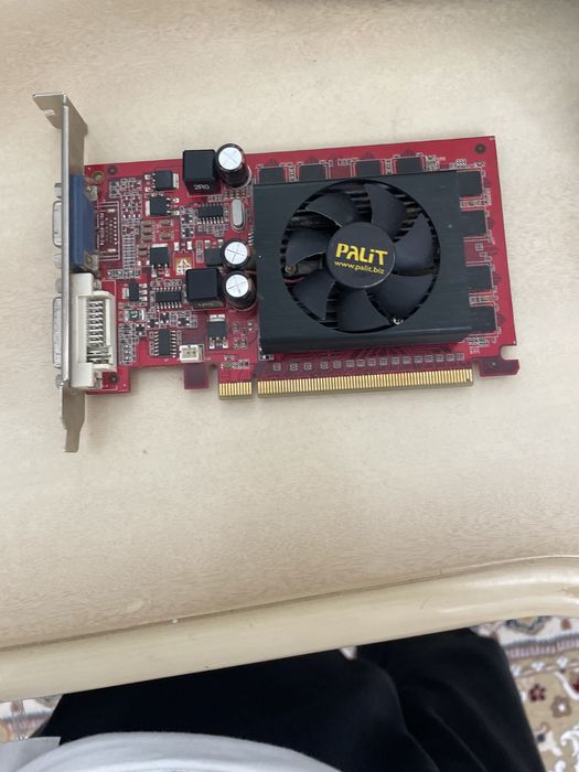 Видеокарта:GF210