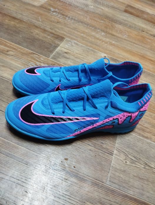 Футбольная обувь