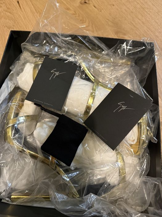 Sandale Giuseppe Zanotti