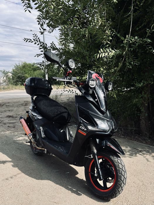 Скутер самурай,в отличном состоянии