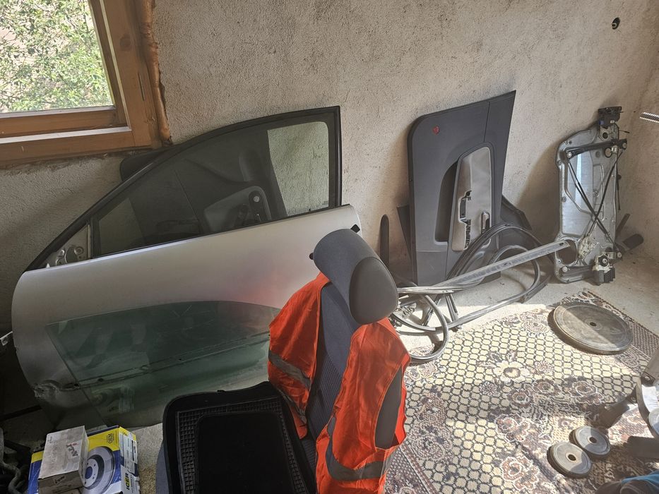 Seat Ibiza 3, 6l (2002) На части!