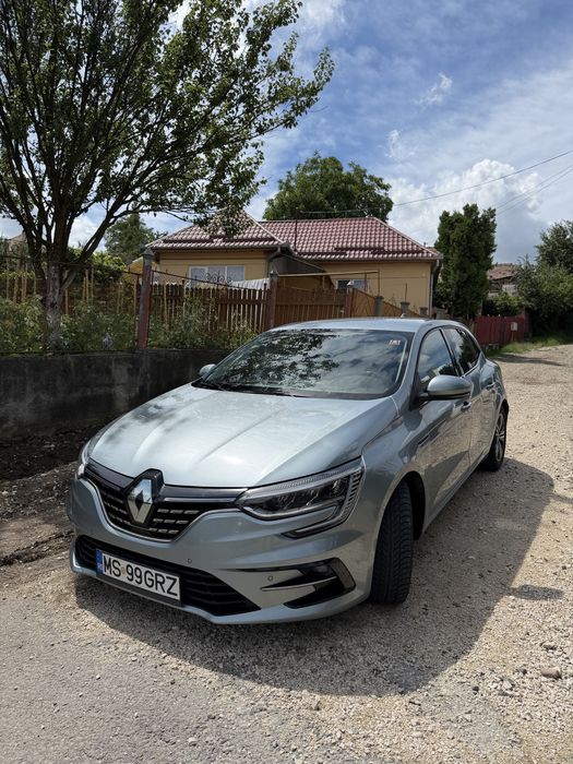 RENAULT Megane 2020 — imagine 2