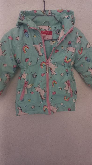 Куртки и комбинезоны на девочку