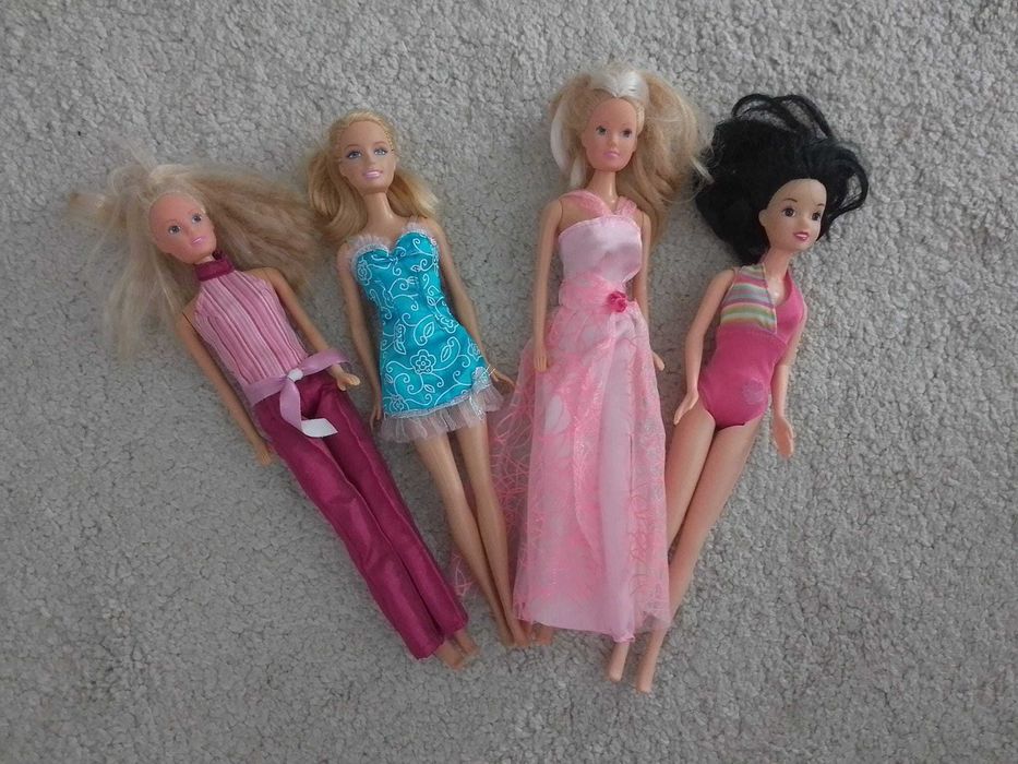 Set de patru Papusi Barbie