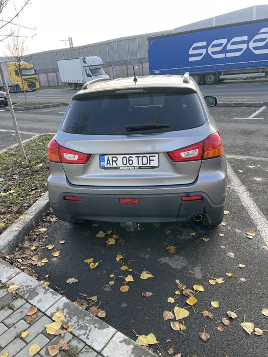 Vând Mitsubishi Asx 2012