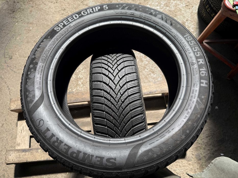 2x Anvelope Iarna 195/55 R16 - Semperit Speed Grip 5