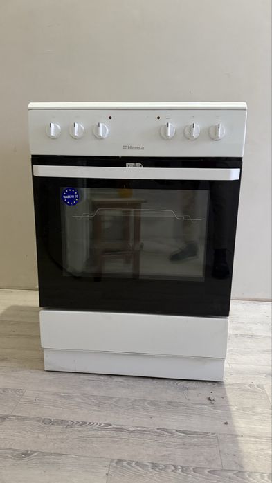 Электрическая плита Hansa