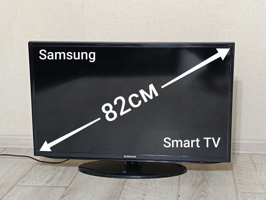 Samsung Smart TV, 82см.