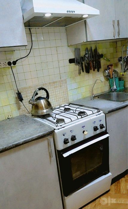 СРОЧНО Продаётся квартира Чиланзар 24 квартал 3-этаж 2-комнат с мебель