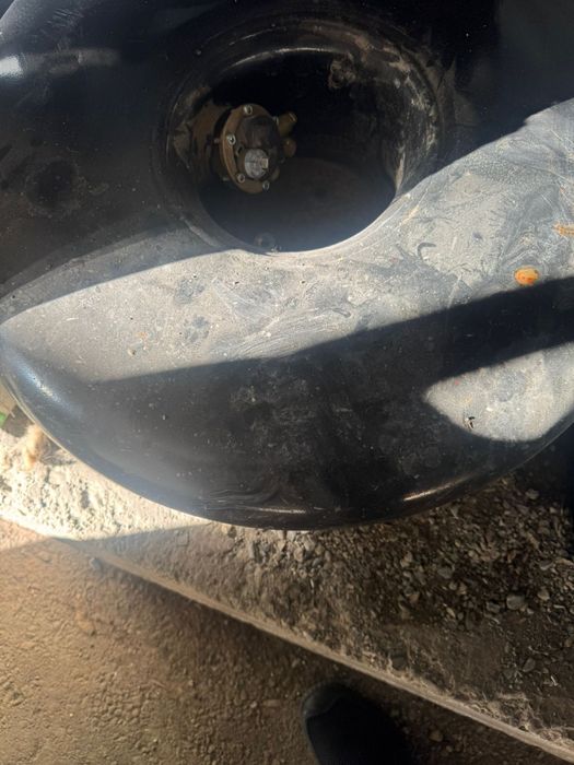 Продам газовое оборудование на 4 целиндровый двигатель