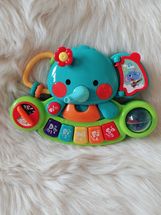 Jucarie interactiva Elefantelul cu pian Hola