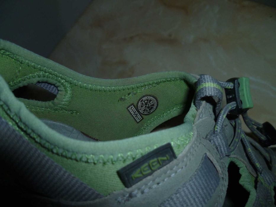 KEEN сандали №40