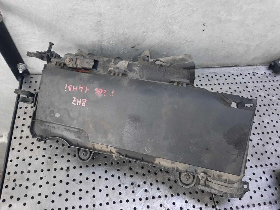 carcasa filtru aer 1.4 hdi  peugeot 206  citroen c2 c3  9647737680  9652987380