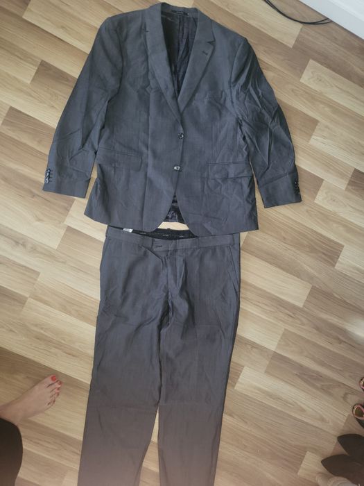 Costum bărbați Christian berg 44 ca nou