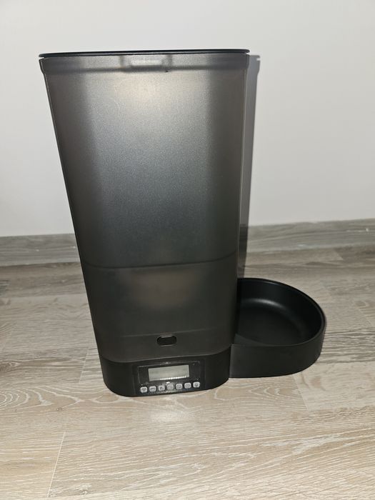 Hranitor automat smart