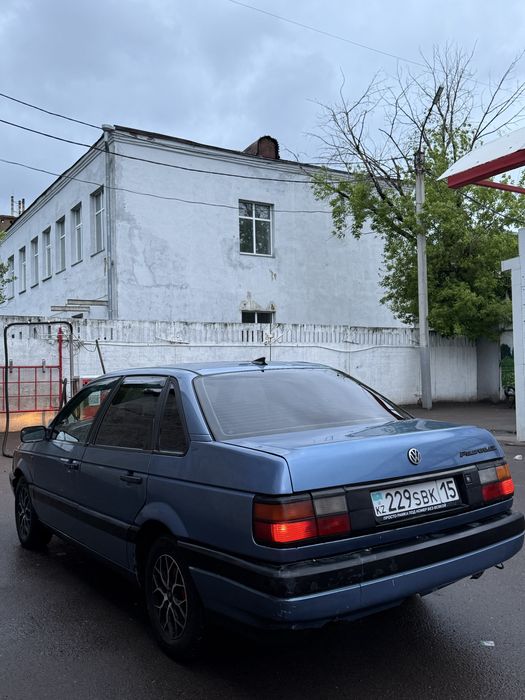 Пассат б3 седан 1.8 бензин механика