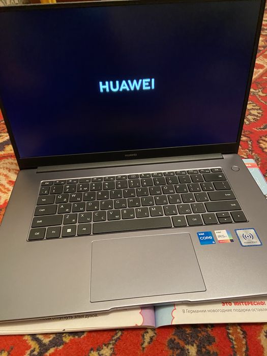 Huawei 1155G7 Core-i5 SSD новом сост