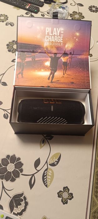 JBL charge 5  като нова