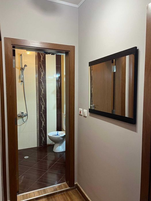 Продава се Двустаен апартамент в Пловдив, Кършияка - 68 кв.м за 2111 €/кв.м - Снимка #2