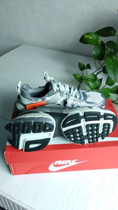 Оригинальные кроссовки Nike V2K Run Pure Platinum