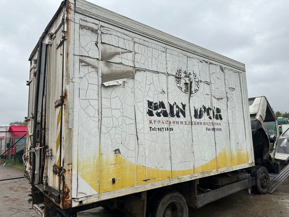 Продавам минусов фургон