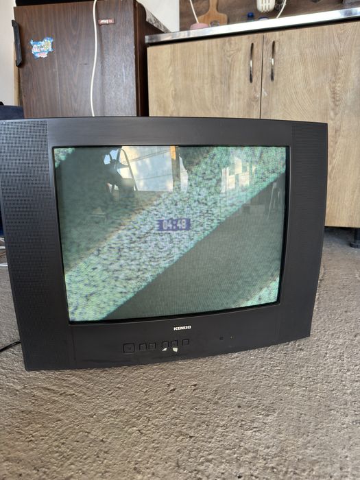 Телевизор Kendo 20 инча – работещ
