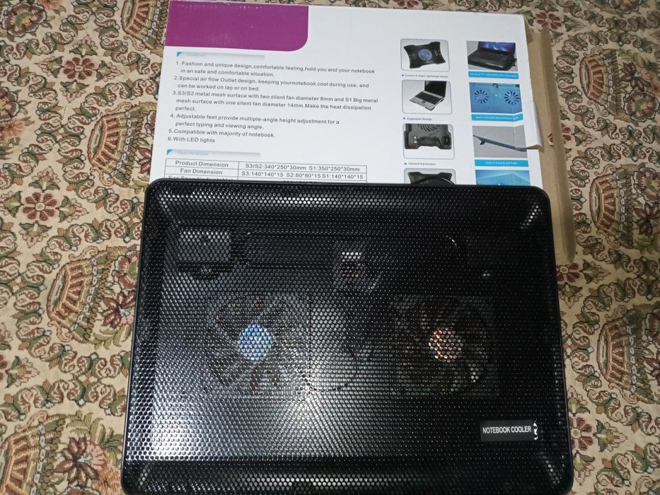 Охлаждающая подставка для ноутбука