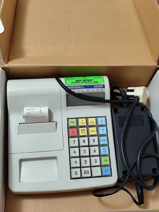Кассовый аппарат  2 шт .Миника 1102 .