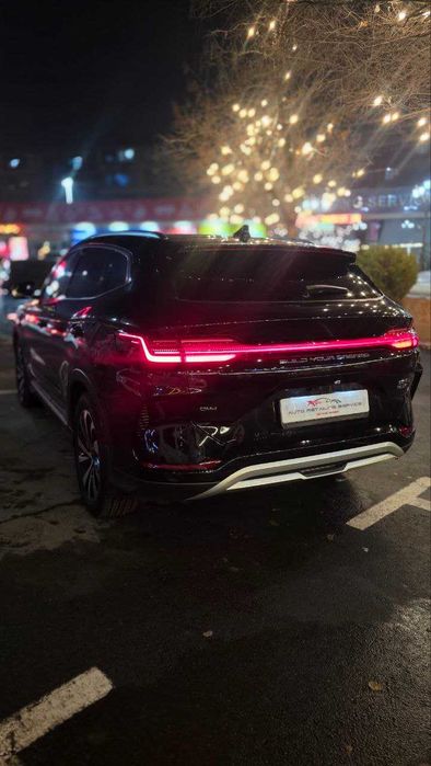 BYD Чемпион Гибрид 150км Flagship Full 24г/25г! Черный! Чистая!