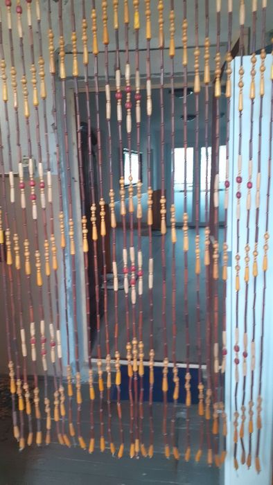 Perdea din bile lemn.